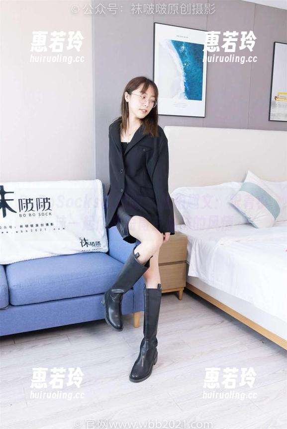 BoBoSocks袜啵啵-小沫 BoBoSocks袜啵啵 - 私拍趣文:跟着小沫一起欣赏短筒白棉袜的风情