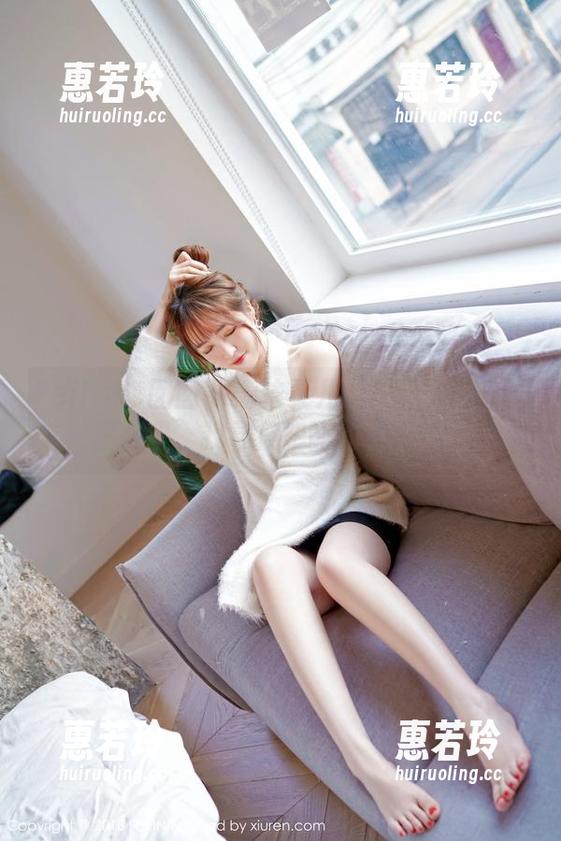 Feilin嗲囡囡-娜依灵儿 Feilin嗲囡囡 - 娜依灵儿的美足:在高清图集里,找寻被忽略的小确幸!