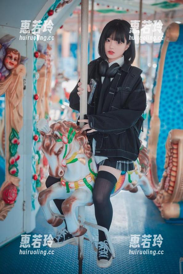 黑丝、cos、美图——三种元素让Jenny(정제니)瞬间成了女神！