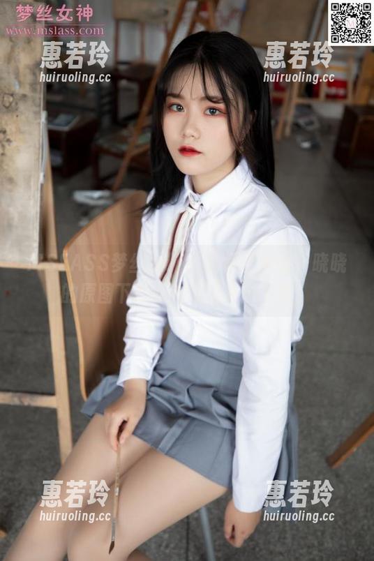 MSLASS梦丝女神-晓晓 MSLASS梦丝女神 - 这裙子真香,晓晓的原图下载链接快来补一下吧!