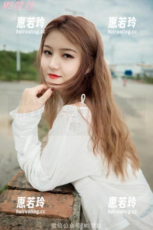 MSLASS梦丝女神-梦素 MSLASS梦丝女神 - 全套图集:梦素在复古楼里的那些‘性感’瞬间,你看懂了吗?
