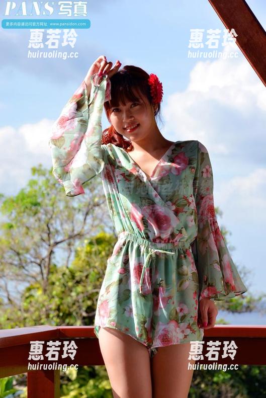PANS写真-小小 PANS写真 - 小小与她的丝袜情缘:免费图片大揭秘