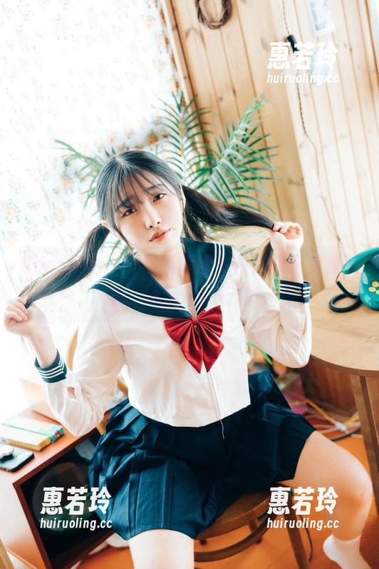 Sonson(손손)最新丝袜大片，快来免费下载，心动不如行动！