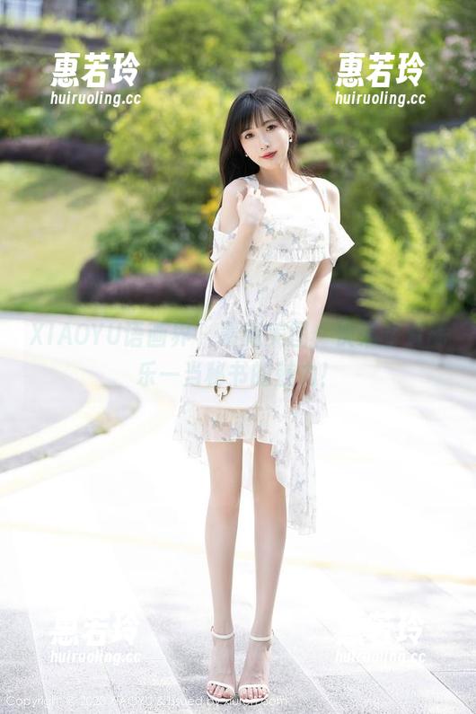 XIAOYU语画界-林乐一 XIAOYU语画界 - 最新美图,快来看看林乐一当秘书的魅力!
