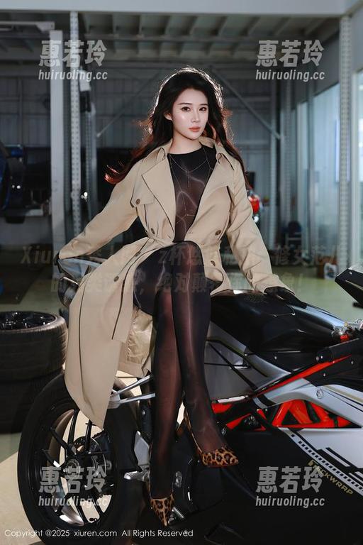 Xiuren秀人网-z杯悠悠 Xiuren秀人网 - z杯悠悠私拍:修女范儿的另类诱惑,绝对颠覆你的想象!