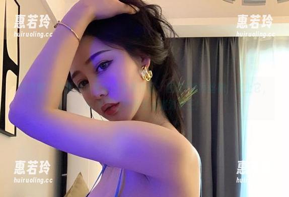 不爱笑的赛琳 微密圈 - 不爱笑的赛琳的免费作品:西服+渔网丝袜,穿上它,瞬间从上班狗变成派对女王!