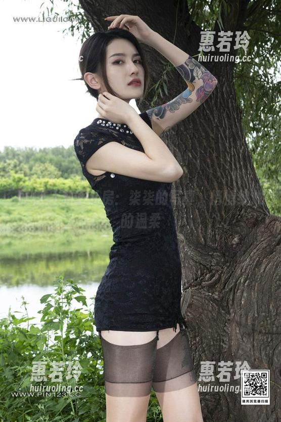 丽柜-柒柒 丽柜 - 私语私房:柒柒的写真,悄悄绽放的温柔