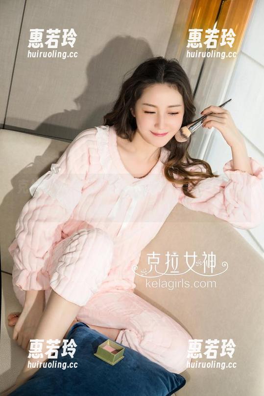 克拉女神 - 探索佳莹修女合集：让每个壁纸都讲述一个未完的故事。