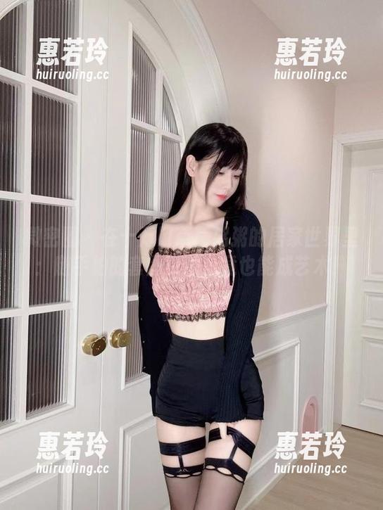 微密圈 - 在十万口草莓粥粥的居家世界里：随手拍的套图资源，竟也能成艺术！