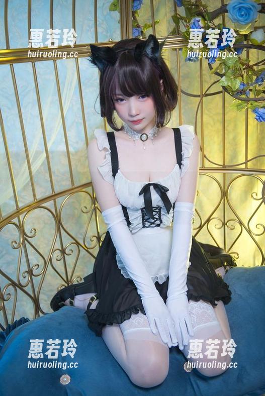 妖少you1 照片里的金莲,妖少you1再次证明了她的美学眼光,不得不赞!