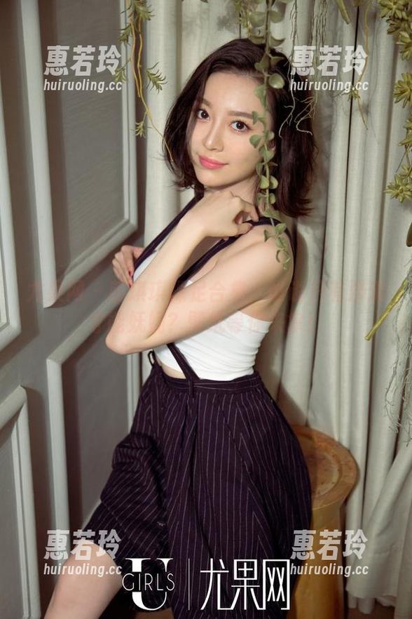 尤果网 - 萌琪琪裸足合集：谁说只有沙滩才能妩媚？壁纸等你来拿！