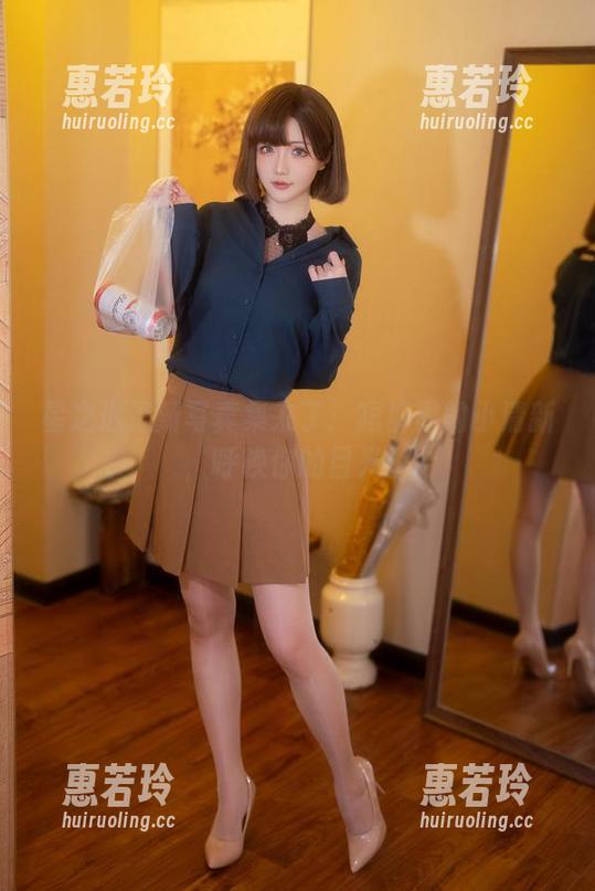 星之迟迟 星之迟迟新写真集来了:短裤界的小清新,呼唤你的目光!