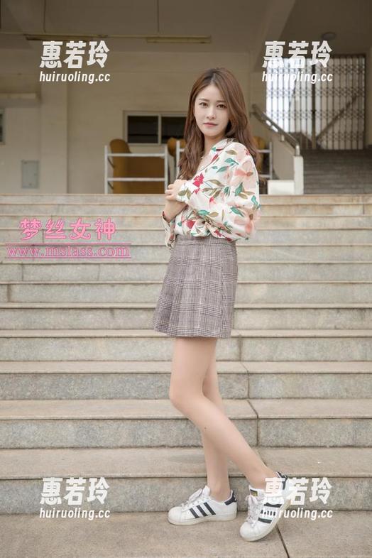 梦丝女神 - 分享来自莹仙女的礼服：到底是设计师的杰作，还是她的魅力？