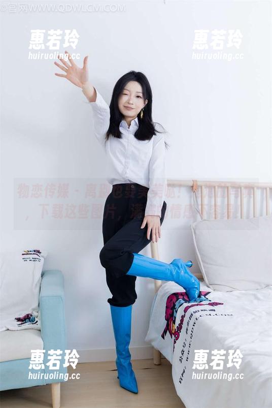 物恋传媒 - 离别也要美美哒！泡泡的写真，下载这些图片，满满的情感不容易！
