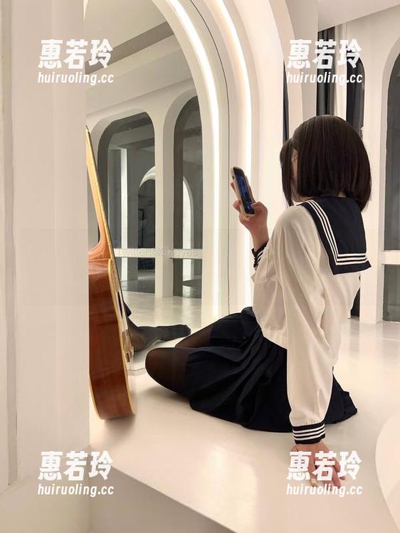 眼酱大魔王w 你能想象吗?眼酱大魔王w的黑丝与补丁私房写真,居然这么好看!