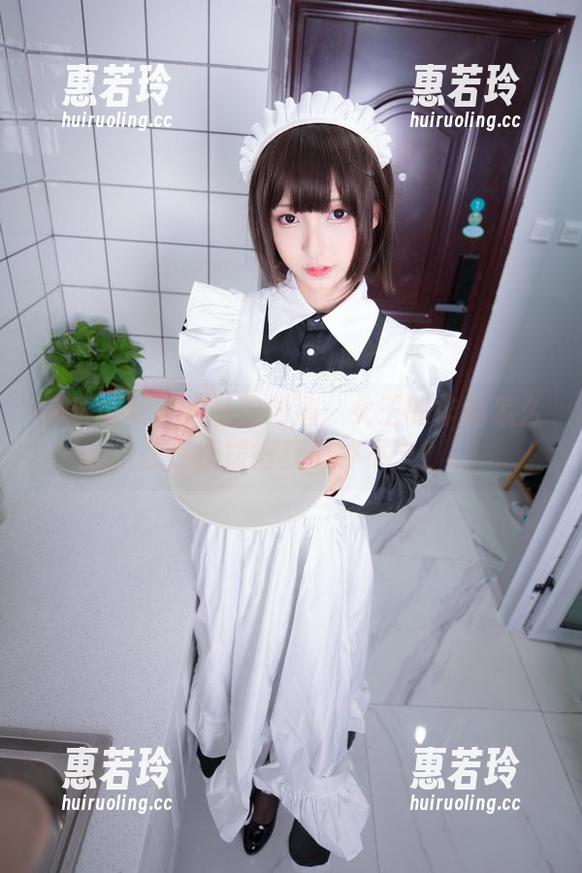 神乐坂真冬 神乐坂真冬的私拍创造:女王的作品怎么总是撩拨得我心神不宁?