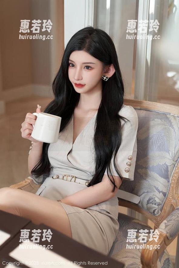 秀人网 - 看！恩一学姐的写真资源，简直是低调的奢华！