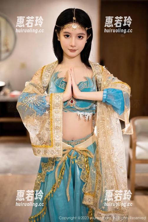 秀人网 - 是小逗逗的JK图集：让人意想不到的可爱，分享她如何俘获你的视线。