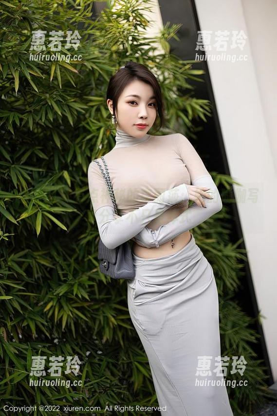 秀人网 - 有点神秘的李丽莎：她的瑜伽写真分享不只是体式