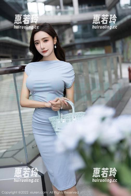 秀人网 - 瑶瑶baby连衣裙亲测有效，图库里的资源，能让你瞬间找到夏日的凉爽！