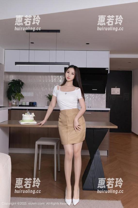 秀人网-程慧娴Phoebe 秀人网 - 女孩心事,程慧娴Phoebe一网打尽,下载套图请准备好心情!