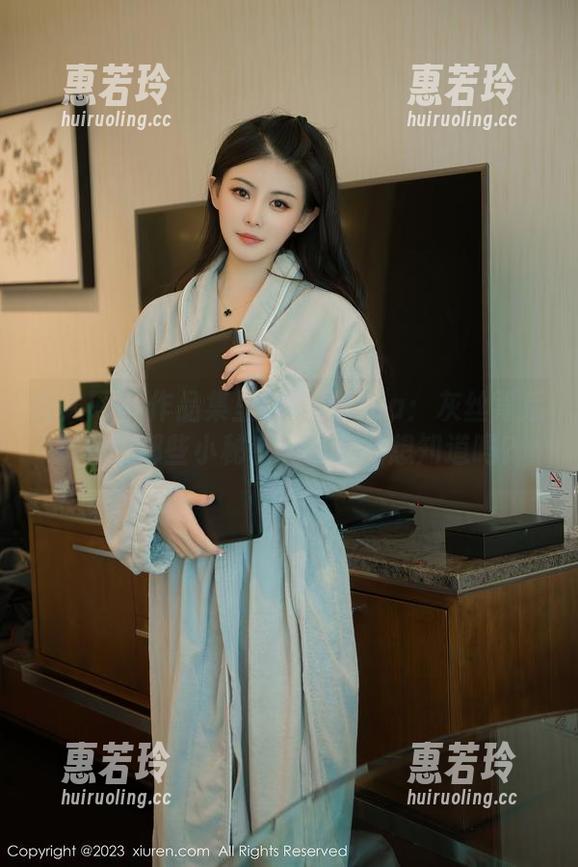 秀人网 - 作品集里的雪瑞Lisa：灰丝背后藏着的那些小秘密，你真的想知道吗？