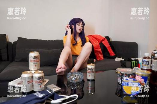 看！绞肉姬的新宝多六花校服合集更新了，真是让人心动的选择！