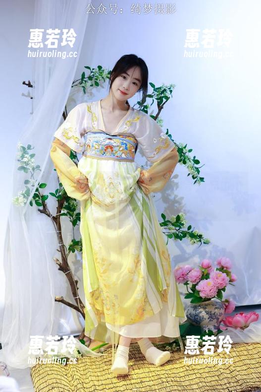 绮梦摄影-雨薇 绮梦摄影 - 雨薇与兔女郎的合奏,点击下载这份灵动!