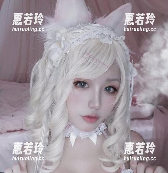 芊川一笑MNK 图包满分,芊川一笑MNK泳衣写真带你海滩游!