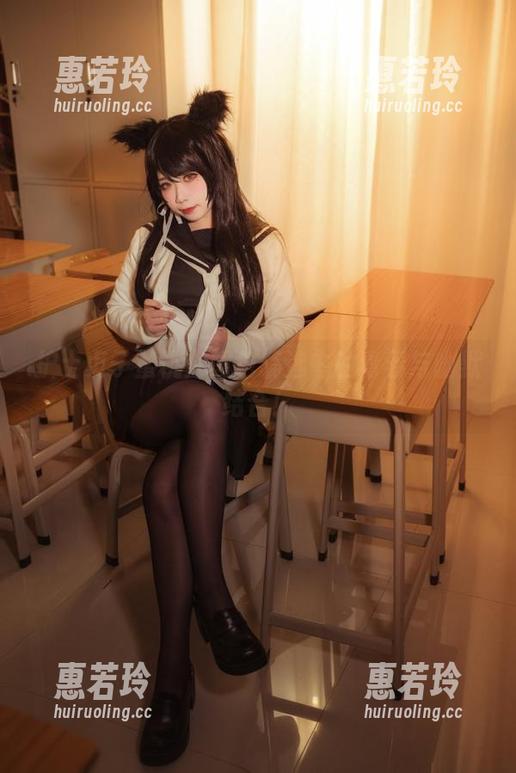 护士贞子蜜桃：图包精选中的青春与幽默结合！