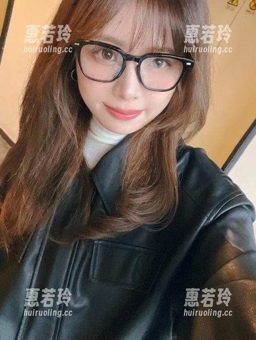 闪月半 在线高清!闪月半带你见识岛村卯月的别致魅力,真是太惊艳了。