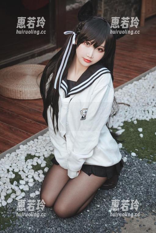 面饼仙儿 发现新大陆:面饼仙儿的Nikke小红帽礼服美图大曝光